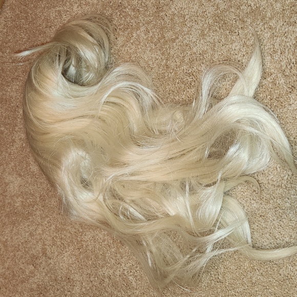 Blonde Straight Wig with Bangs - Picture 2 of 3
